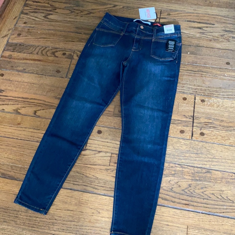 Celebrity Pink Jeans, NEW with tags, Size 7/28